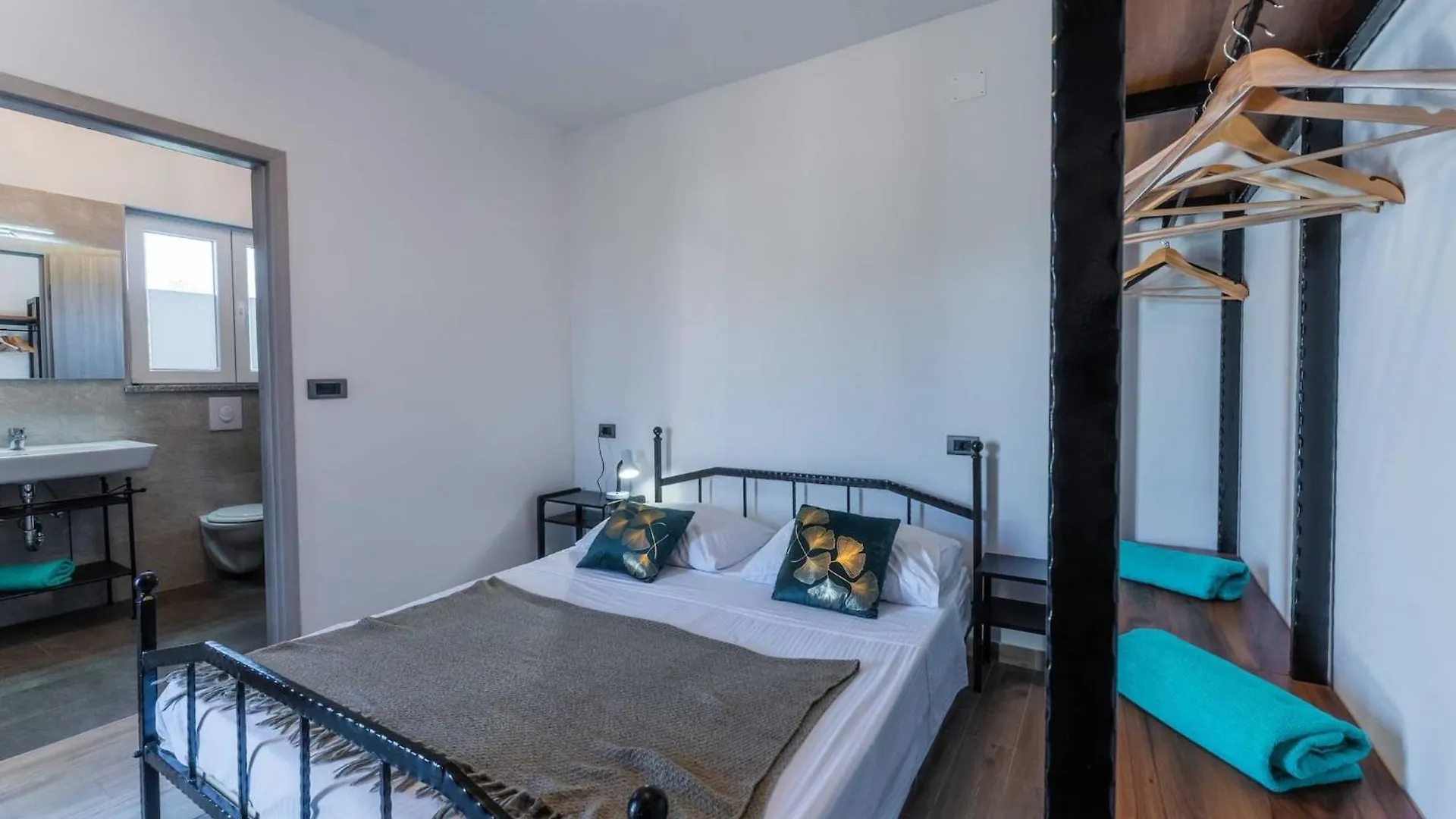 Villa Sunshine - Private Heated Pool & Sport Fields Galizana 0*,